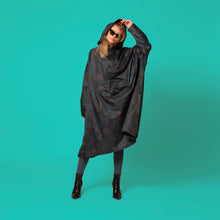 Load image into Gallery viewer, Damier Poncho