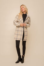 Load image into Gallery viewer, Plaid Button Down Shacket