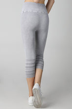 Load image into Gallery viewer, Vintage Washed Capri with Stripe Design