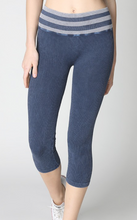 Load image into Gallery viewer, Vintage Stripe Capri