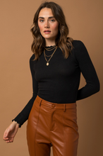 Load image into Gallery viewer, LS Lettuce Hem Sweater (4 Colours)