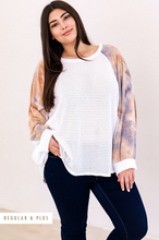 Load image into Gallery viewer, LS Reverse Stitch Contrast Top - Plus Size