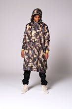 Load image into Gallery viewer, Jungle Camo Poncho
