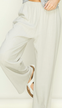 Load image into Gallery viewer, High Waist Linen Trouser