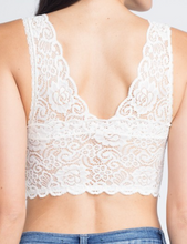 Load image into Gallery viewer, Padded Lace Bralette (7 Colours)