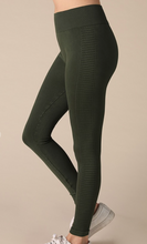 Load image into Gallery viewer, Seamless Leggings with Ladder Design (2 Colours)