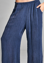 Load image into Gallery viewer, Washed Crinkle Pocket Pant with Lined Inside
